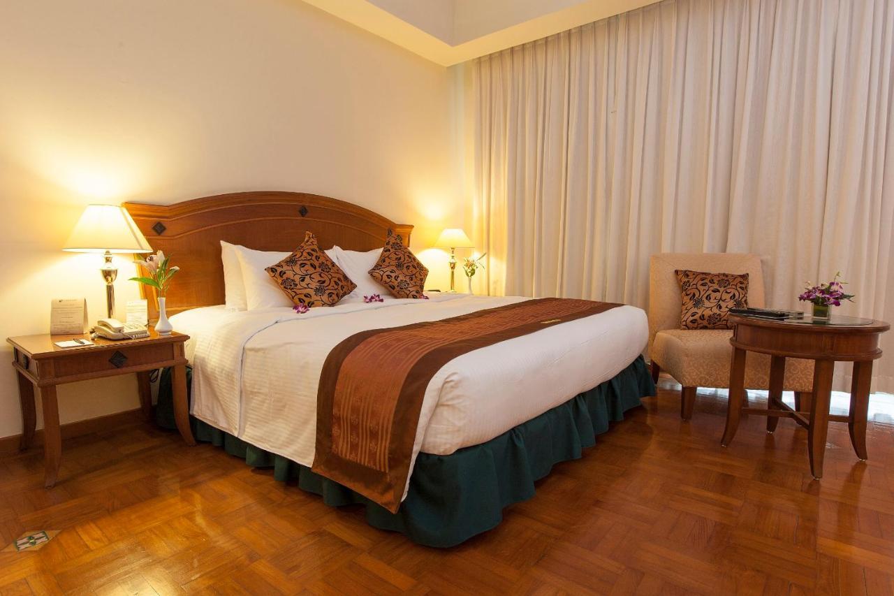 Himawari Hotel Apartments Πνομ Πενχ Εξωτερικό φωτογραφία