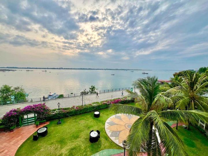 Himawari Hotel Apartments Πνομ Πενχ Εξωτερικό φωτογραφία